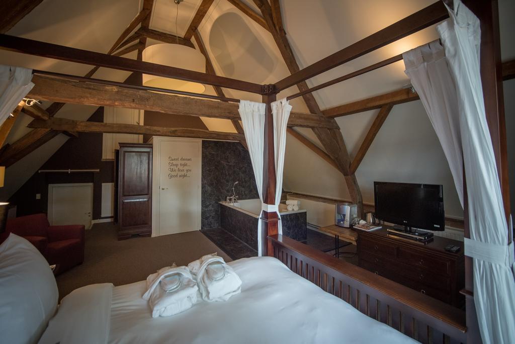 Hotel Het Raedthuys Sint-Maartensdijk Zewnętrze zdjęcie